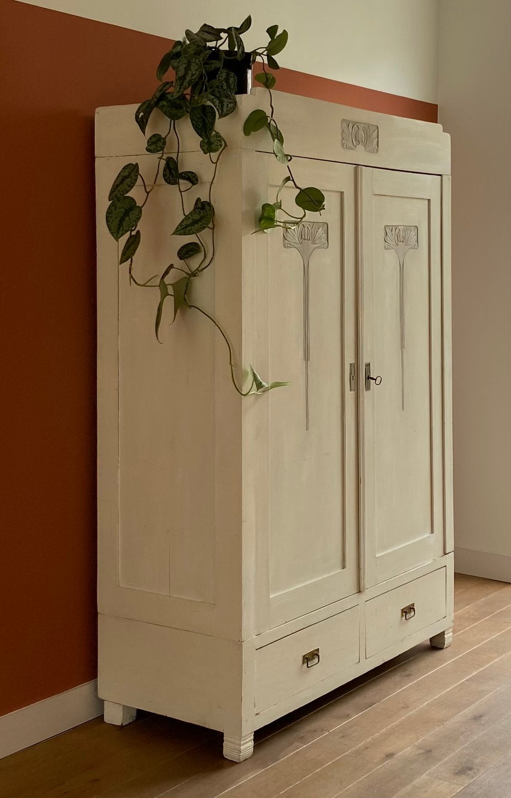 Antieke demontabele Art Nouveau Kast met Lades - Crème Wit, Antiek en Kunst, Antiek | Meubels | Kasten, Ophalen