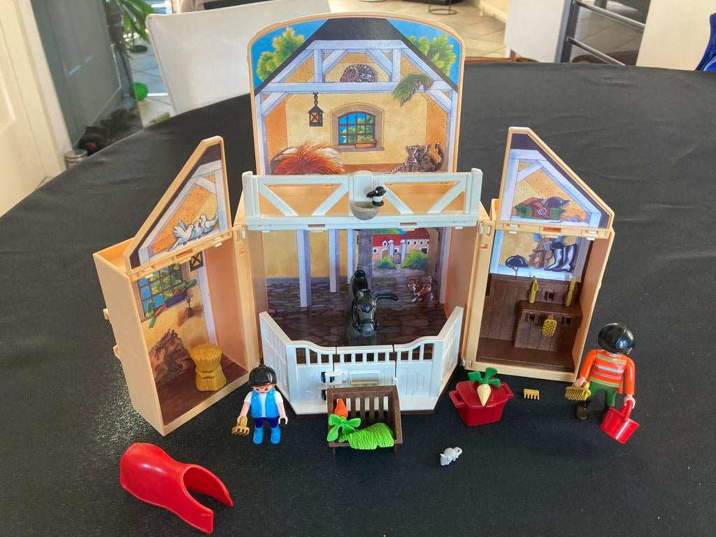 Playmobil paarden box., Ophalen of Verzenden, Zo goed als nieuw