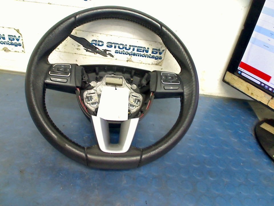 Stuur Seat Altea (5P1) (2010-04/2015-07) 1p0959537h, Service@seat.de, Seat, Seat Deutschland GmbH, Gebruikt