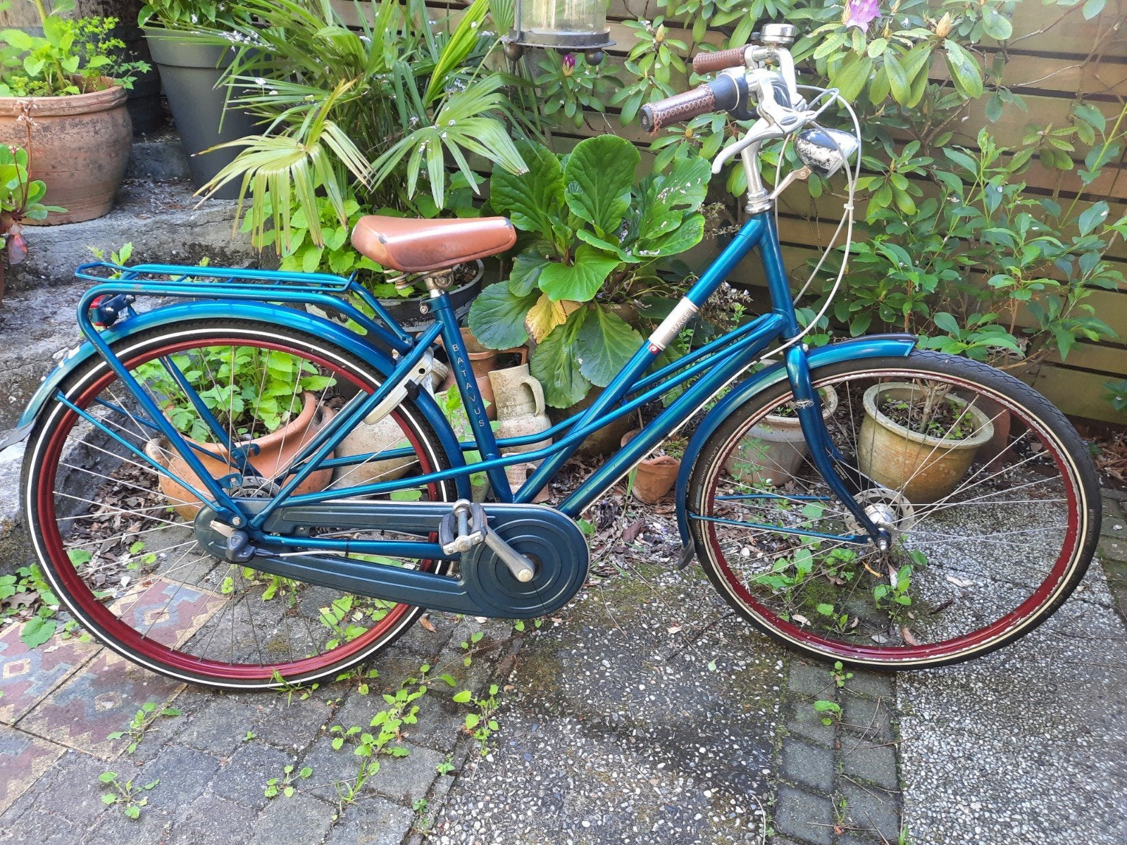 28 inch (LAAG FRAME 49CM) 3 versn. Batavus (NETTE STAAT), Fietsen en Brommers, Fietsen | Meisjes, Gebruikt, Versnellingen, Batavus