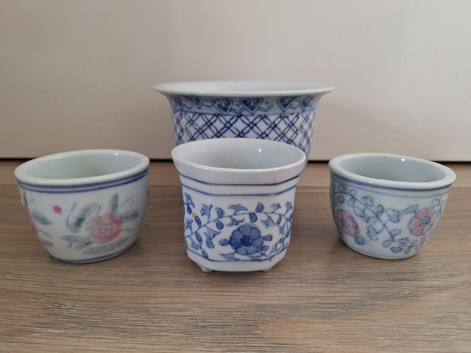 Set van 4 Oosterse bloempotten, blauw/wit, diverse maten, Rond, Binnen, Ophalen of Verzenden, Aardewerk