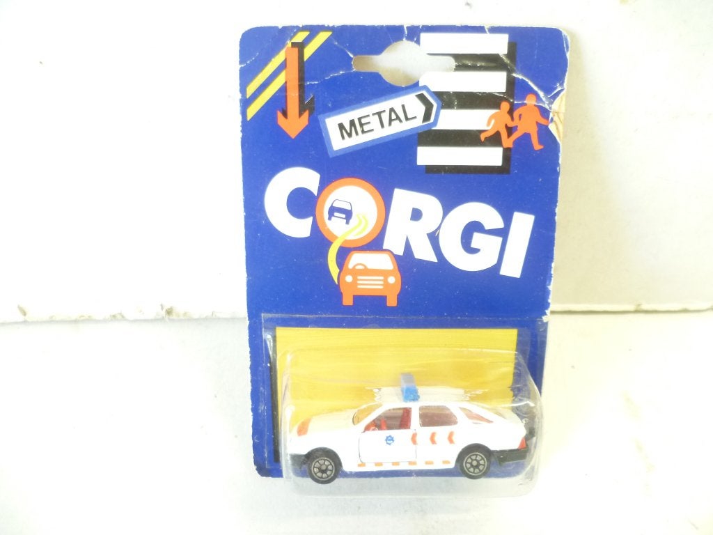 Corgi uit 1986 Ford Sierra Ghia Police nieuw in blister auto, Ophalen of Verzenden, Nieuw, Auto