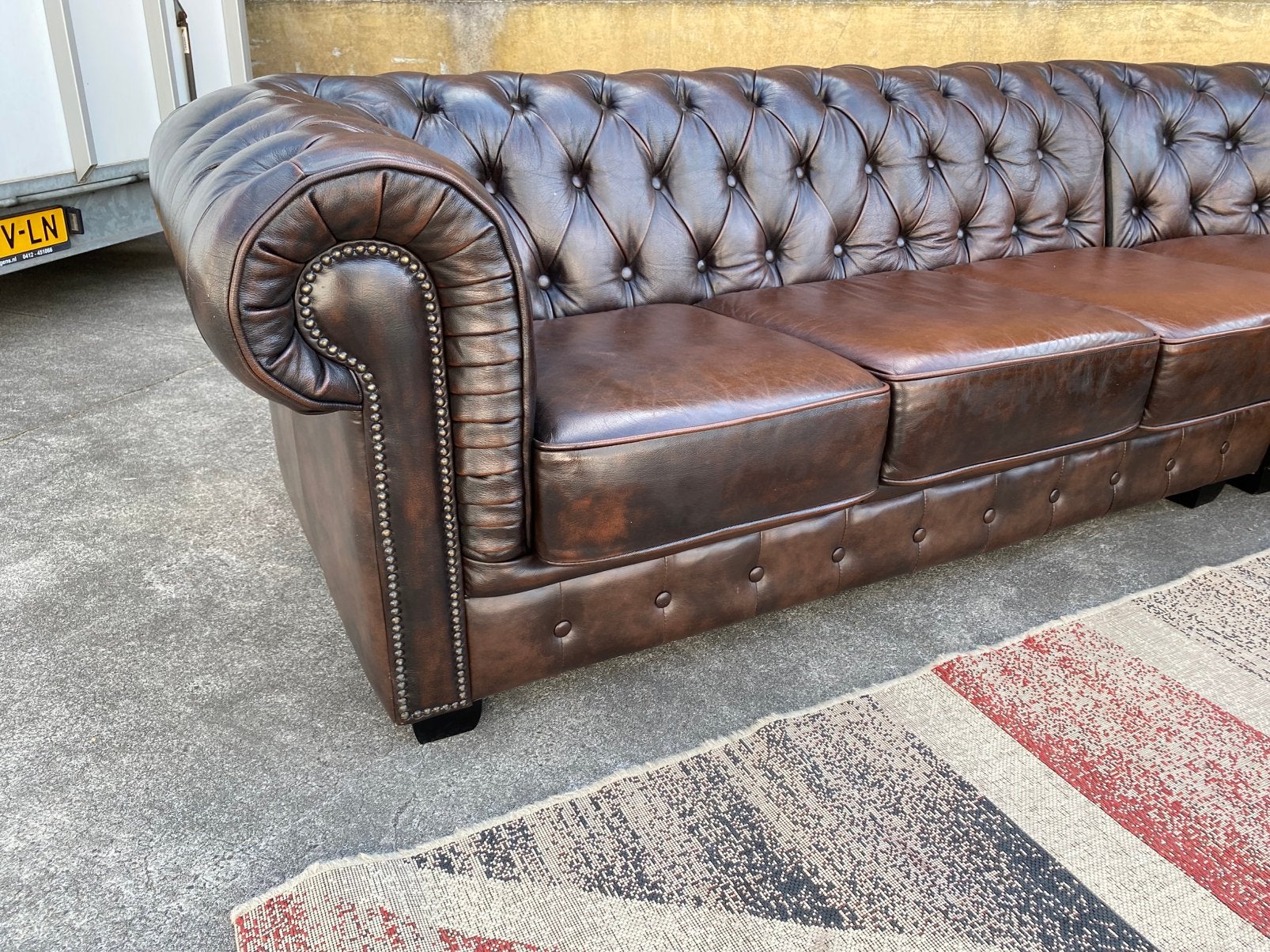 Foto 3 van nieuwstaat ! Chesterfield bruin leren hoekbank Birmingham !!