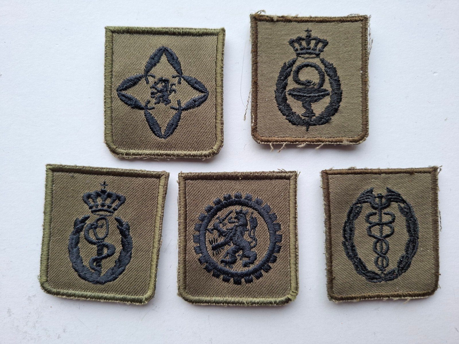 Brevetemblemen gvt met klitteband, Ophalen of Verzenden, Landmacht, Nederland, Embleem of Badge