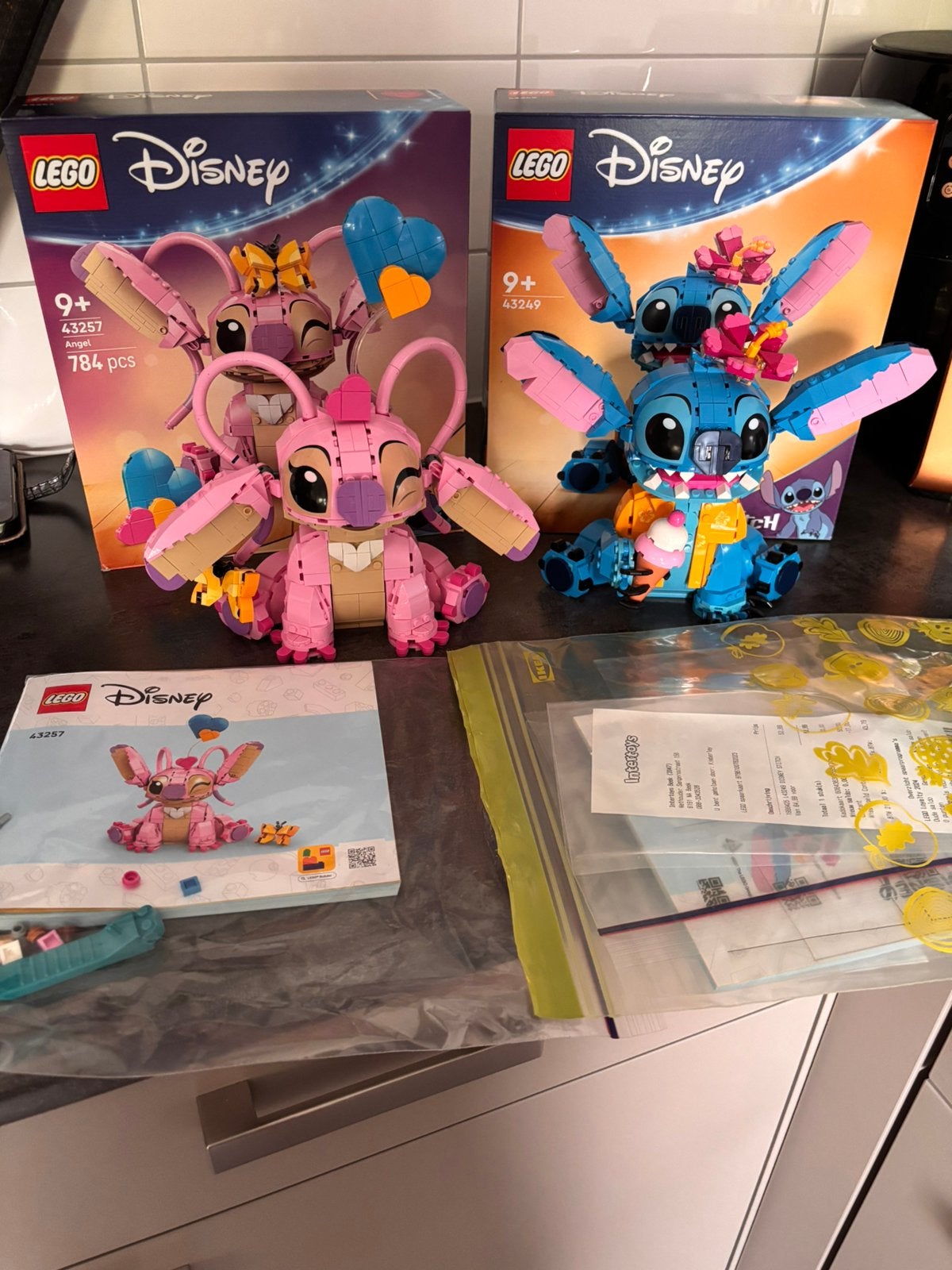 Lego Disney stitch & Angel 43257 + 43249, Kinderen en Baby's, Speelgoed | Duplo en Lego, Lego, Inclusief extra onderdelen, Ophalen of Verzenden