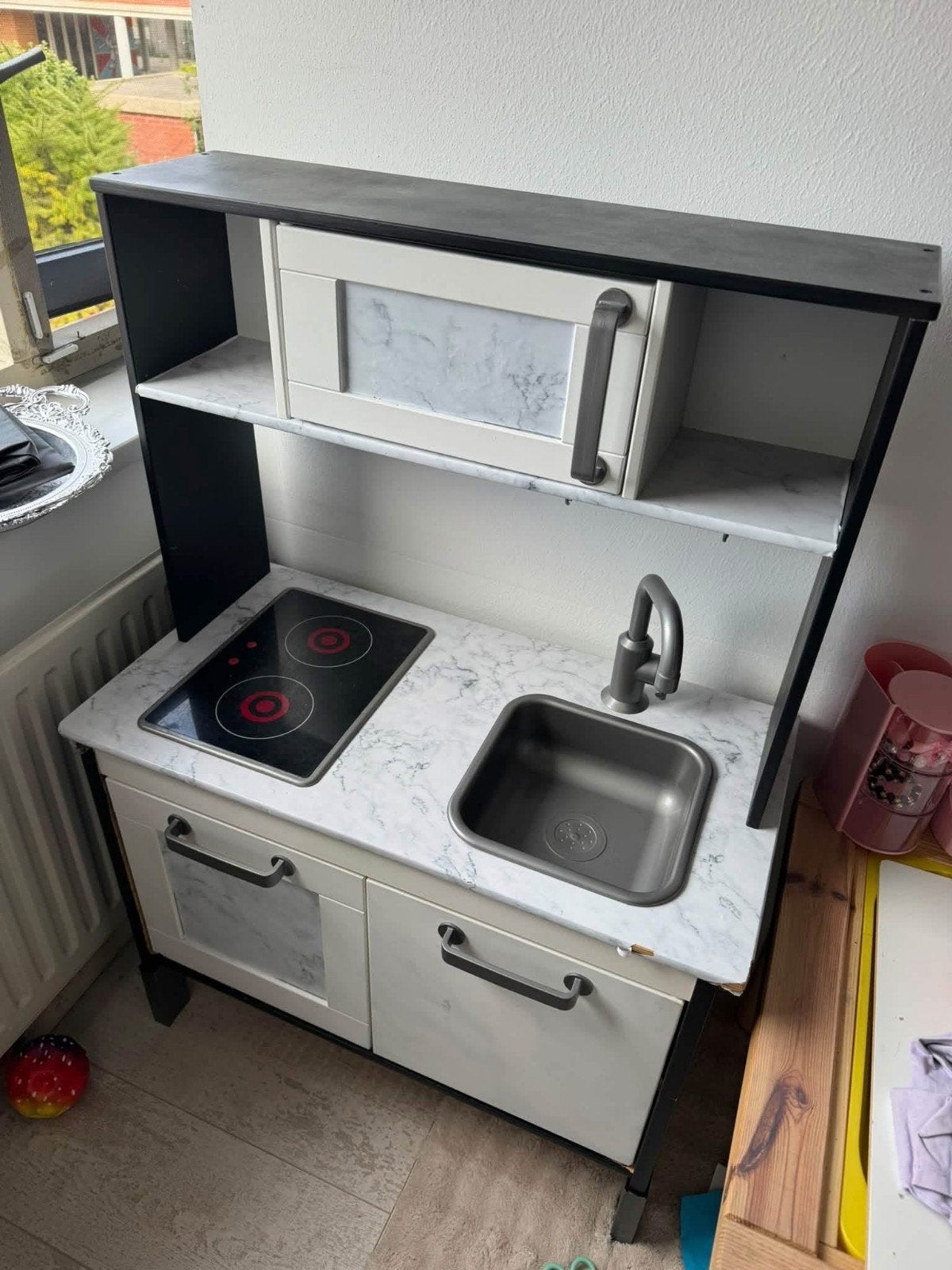 Kinderkeukentje met accessoires en kassa, Ophalen, Zo goed als nieuw, Jongen of Meisje