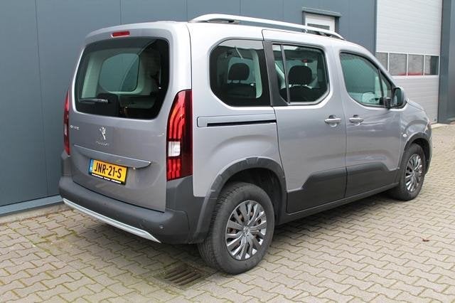Peugeot Rifter 1.2 Puretech Allure | Clima | Navi | Carplay, Voorwielaandrijving, Gebruikt, 1199 cc, Bedrijf