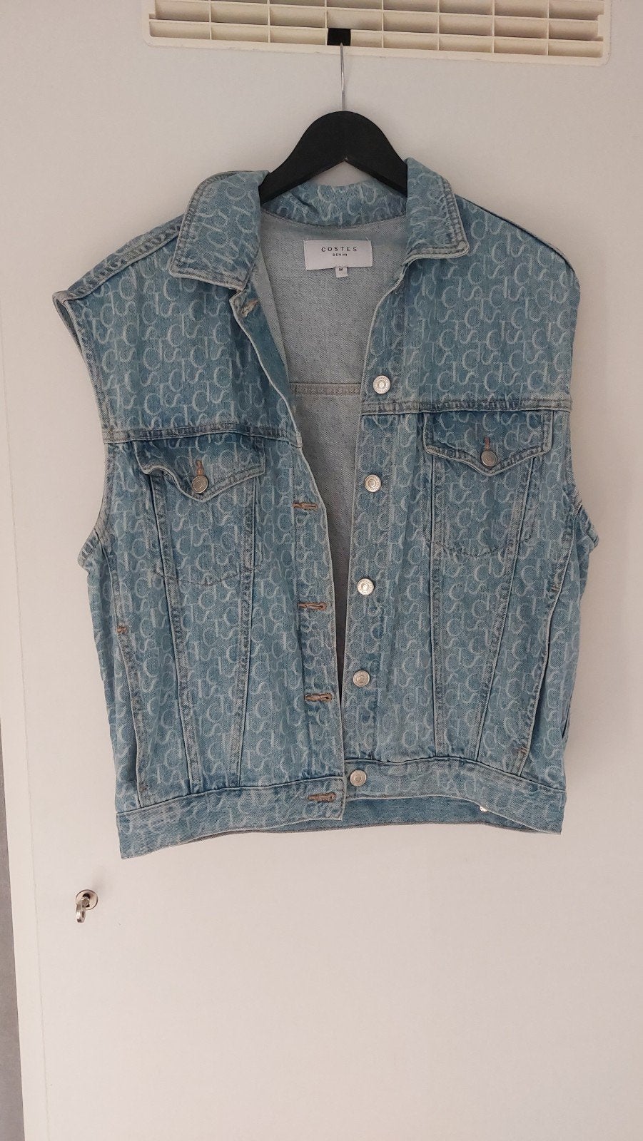 Costes Denim spijkergilet met monogram - Maat 38 (M), Costes, Ophalen of Verzenden, Zo goed als nieuw