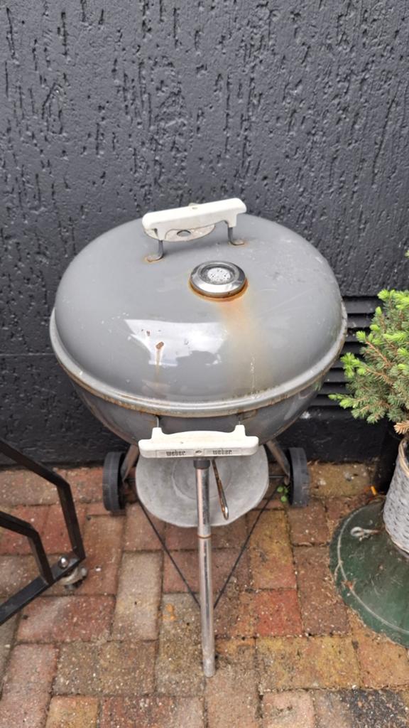 Weber 47cm houtskoolbarbecue - Gebruikt, Tuin en Terras, Houtskoolbarbecues, Gebruikt, Ophalen of Verzenden