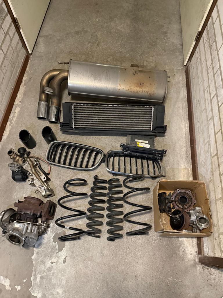 BMW N57 335d onderdelen: turbo's, uitlaat, intercooler etc, Ophalen of Verzenden, Gebruikt, BMW