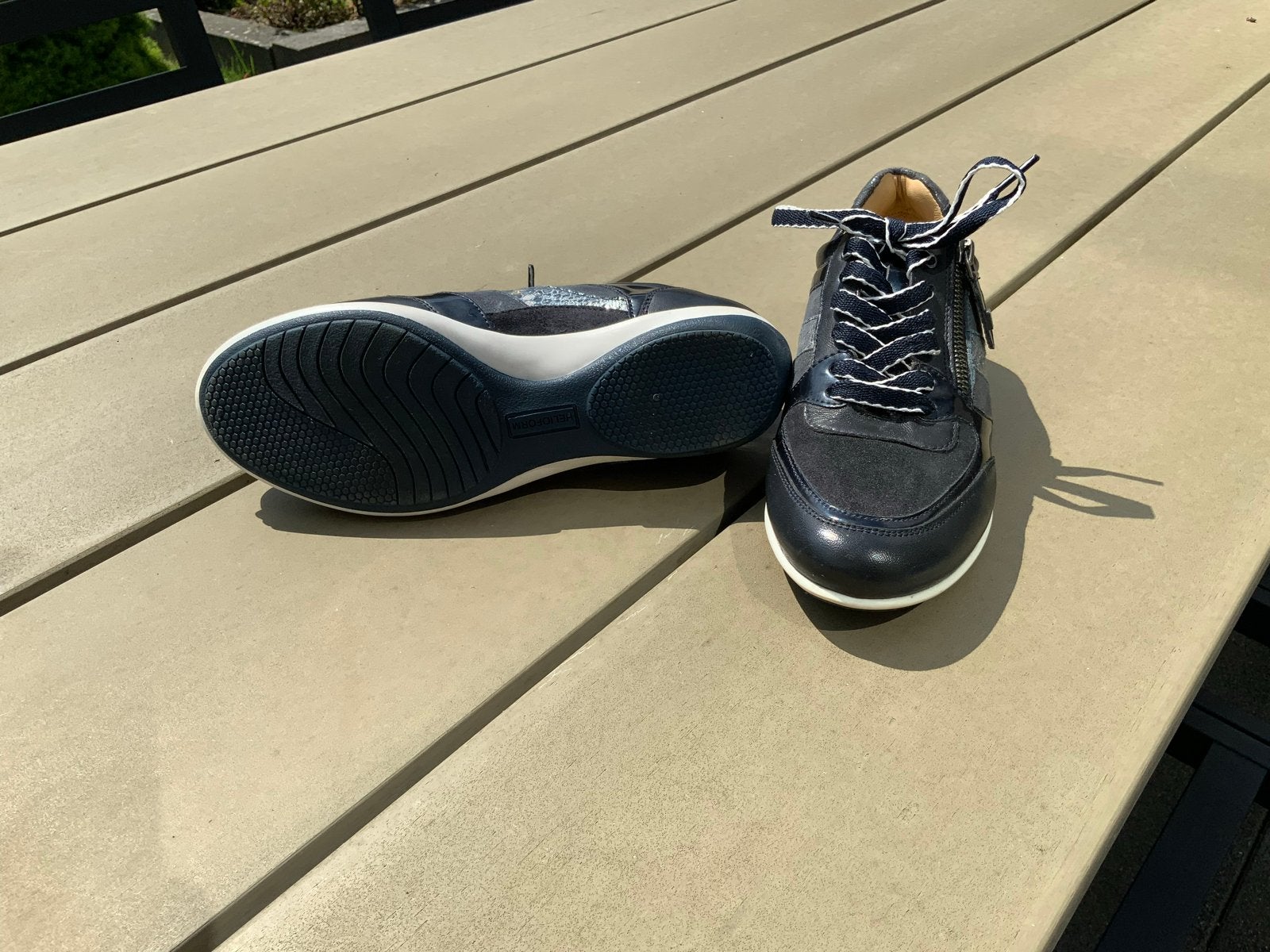 Helioform sneakers, nachtblauw, maat 37 - In goede staat, Ophalen, Gedragen, Blauw, Sneakers of Gympen