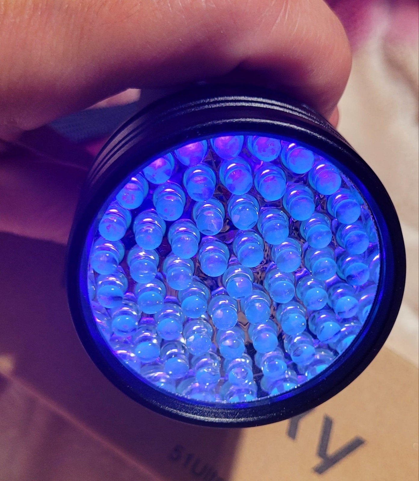Vansky 51 LED UV Zaklamp - Detecteert Vlekken en Meer, Ophalen of Verzenden, Nieuw, Batterij