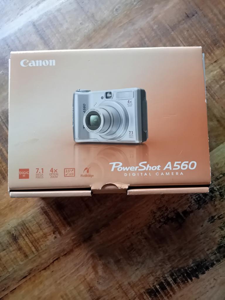 Canon PowerShot A560 Digitale Camera met 7.1 MP en 4x Zoom, Canon, Compact, Ophalen of Verzenden, Zo goed als nieuw