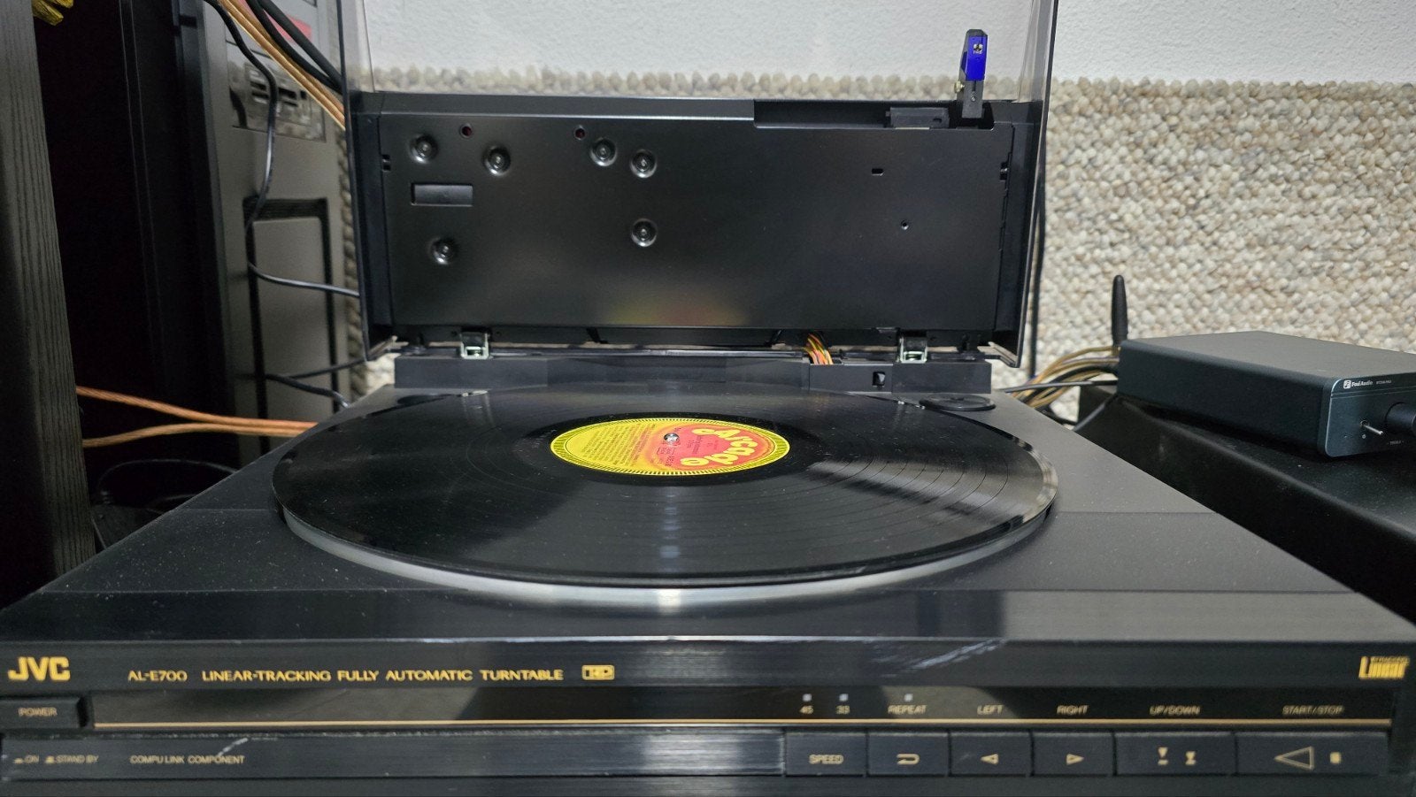 JVC AL-E700 Linear Tracking Volautomatische Platenspeler, Audio, Tv en Foto, Overige merken, Gebruikt, Automatisch, Ophalen of Verzenden