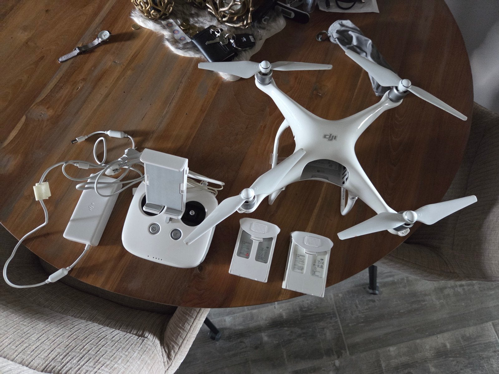 DJI Phantom 4 met koffer, Cameradrone, Zo goed als nieuw, DJI, 1 tot 5 kilometer