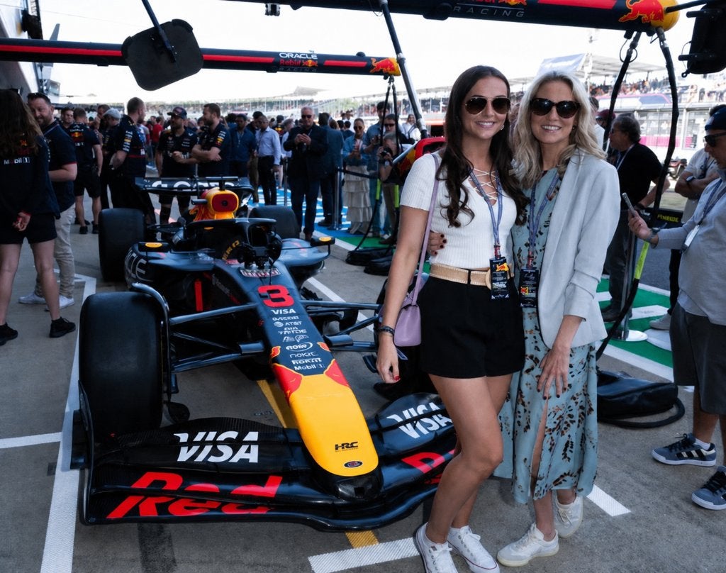 RedBull Paddock Club F1 Zandvoort 2026, Tickets en Kaartjes, Drie personen of meer, Meerdaags