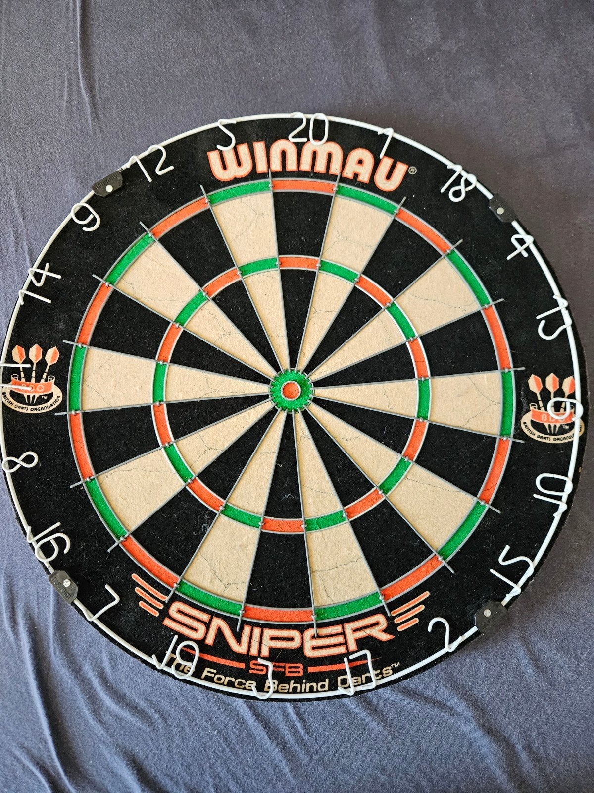 Nieuw Winmau Sniper Competition Dartbord met pijlen, Sport en Fitness, Ophalen of Verzenden, Nieuw, Dartbord met pijlen