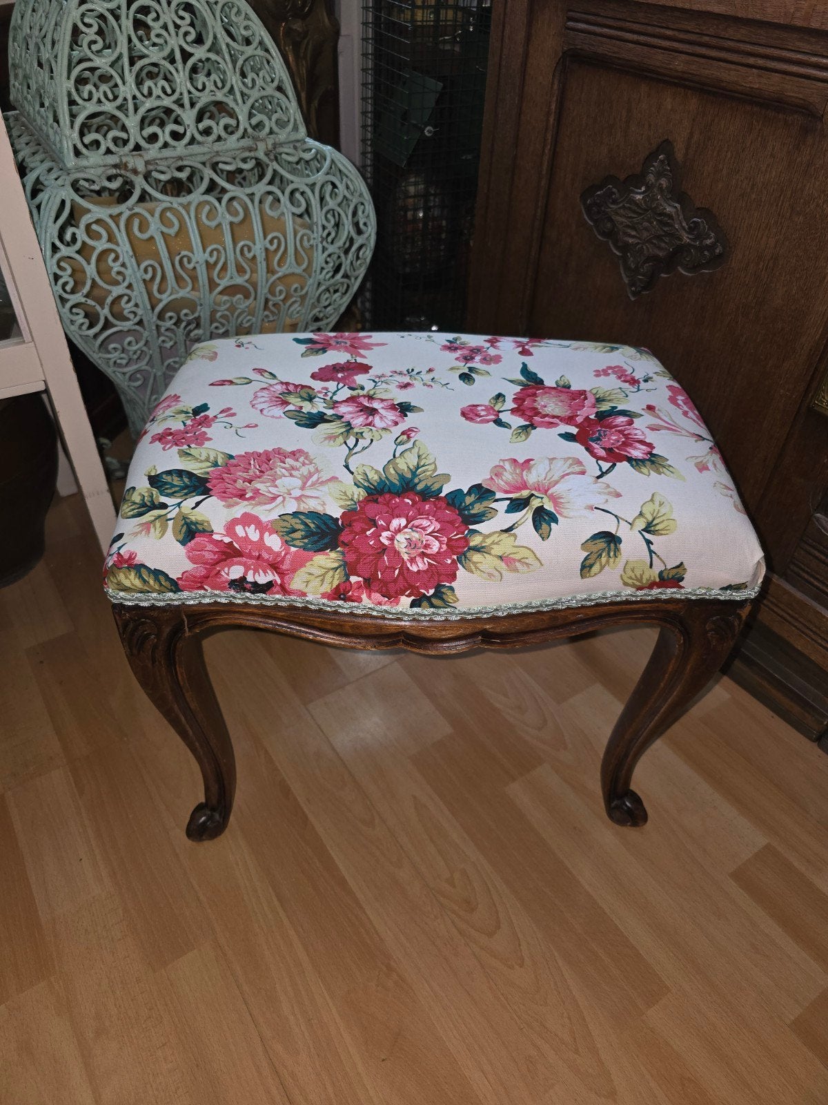 Antieke voetenbank footstool rozen, Ophalen of Verzenden