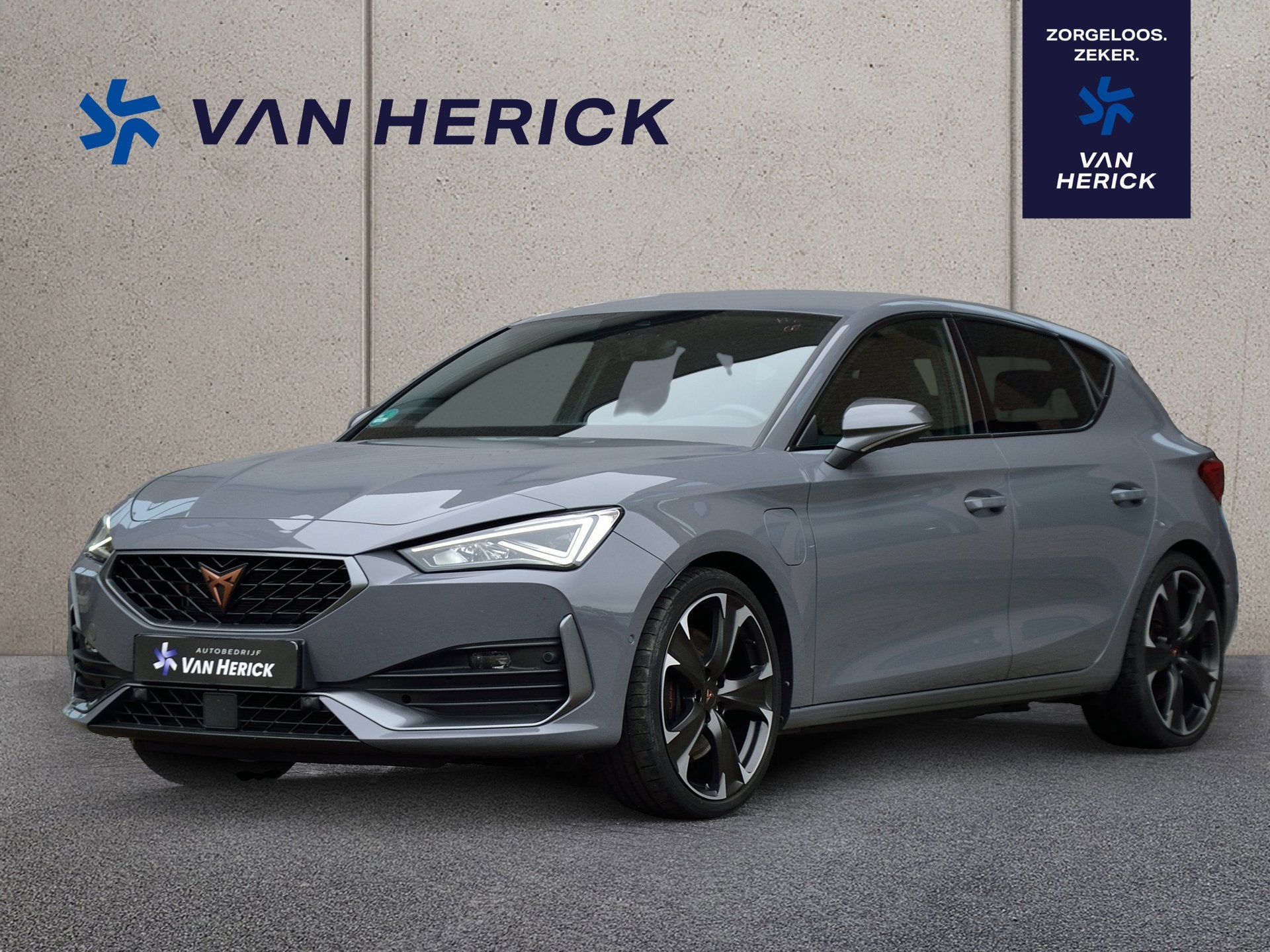 CUPRA Leon 1.4 e-Hybrid VZ Performance 245PK | Winterpakket, 77 km/l, Gebruikt, Zwart, 4 cilinders