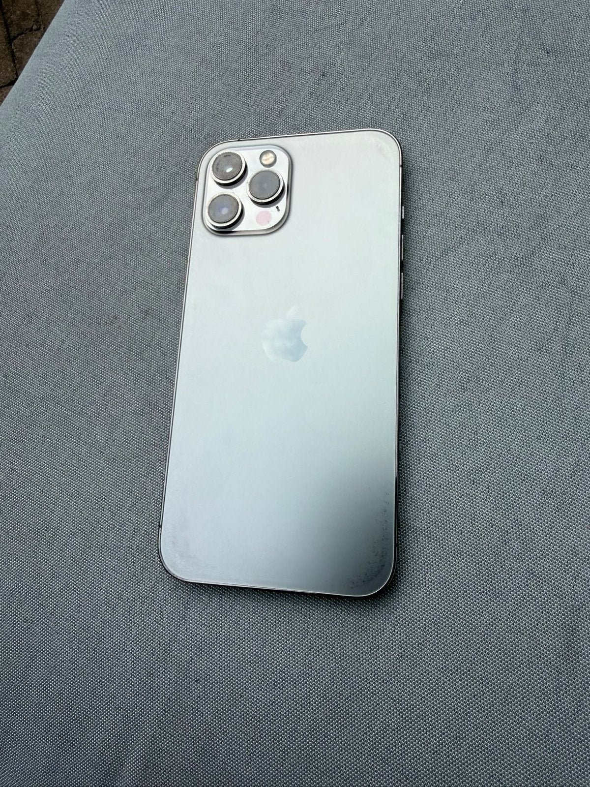 Foto 3 van iPhone 12 Pro Max 128GB Zilver - Gebruikt