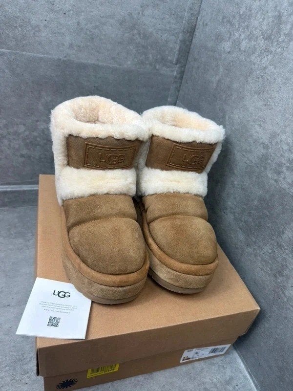 UGG Classic Chillapeak Chestnut maat 37 – met doos, Kleding | Dames, UGG, Bruin, Verzenden, Lage of Enkellaarzen