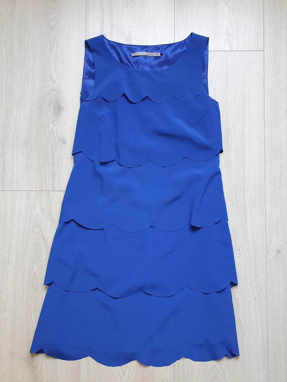 Steps kobaltblauwe jurk met ruches (maat 36), Kleding | Dames, Blauw, Ophalen of Verzenden, Zo goed als nieuw, Maat 36 (S)