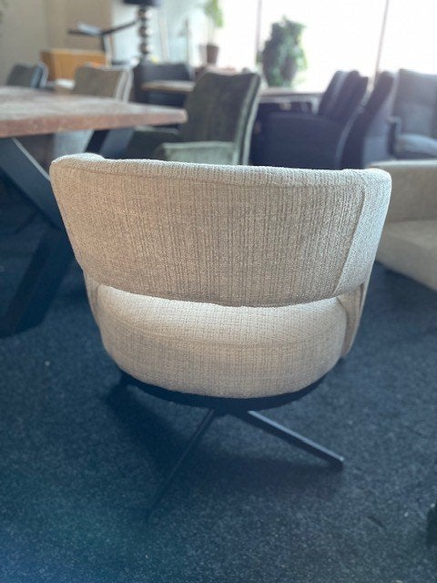 Eetstoelen 360 draaibaar van Klasse nu voor een zachte prijs, Overige kleuren, Nieuw, Ophalen of Verzenden, Metaal