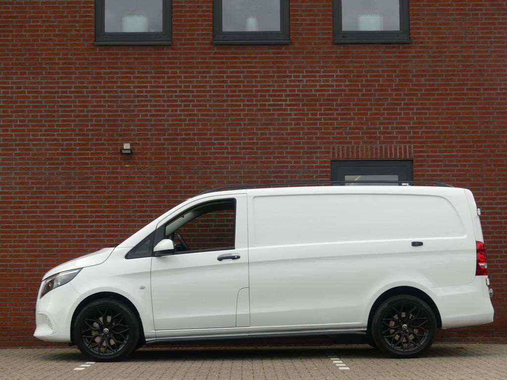 Mercedes-Benz Vito 116 CDI Lang Cruise control/navigatie/Cam, Auto's, Automaat, Gebruikt, Euro 6, 2000 kg