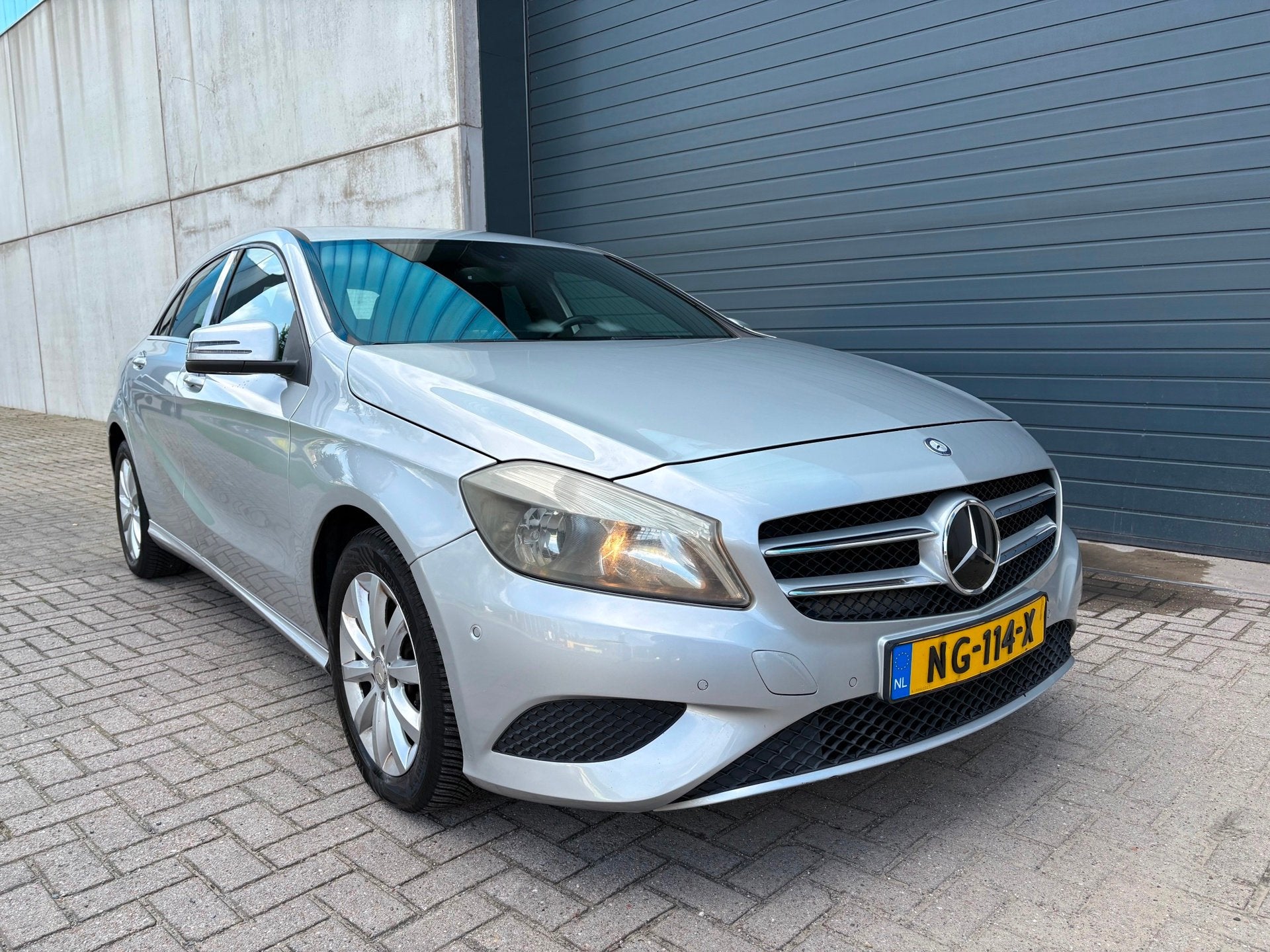 Mercedes-Benz A-klasse 200 Prestige NAVI PDC 2013, Auto's, Voorwielaandrijving, Gebruikt, Euro 6, Leder en Stof