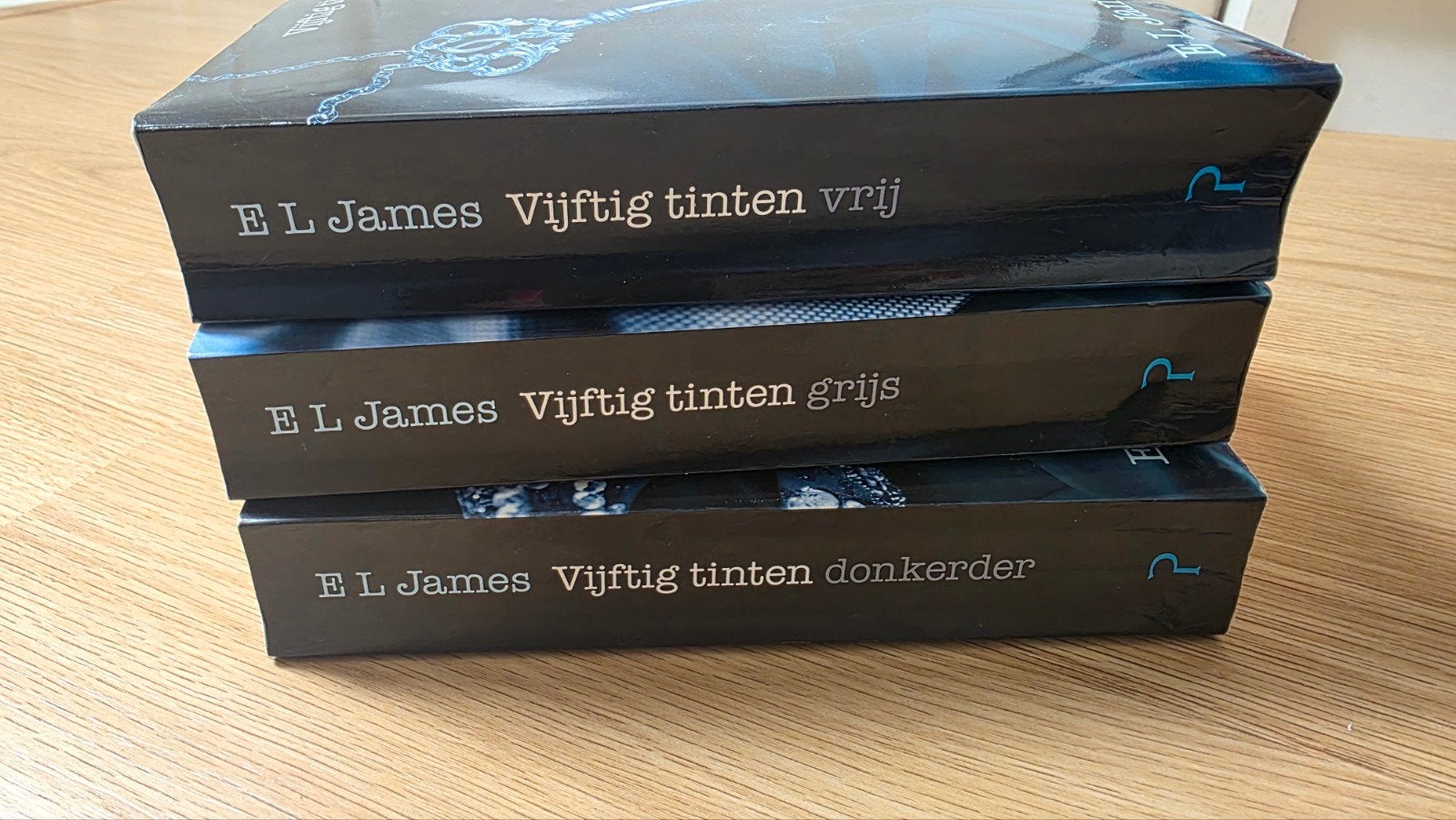 Vijftig tinten trilogie - E.L. James (3 boeken), Boeken, Ophalen of Verzenden, Gelezen, E.L. James, Nederland