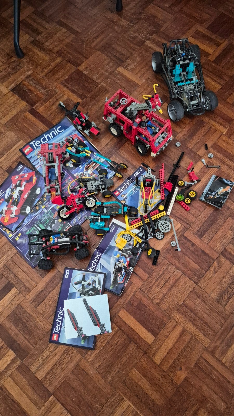 Lego technics / fire truck, turbo command & more, Kinderen en Baby's, Speelgoed | Duplo en Lego, Gebruikt, Lego, Inclusief instructies