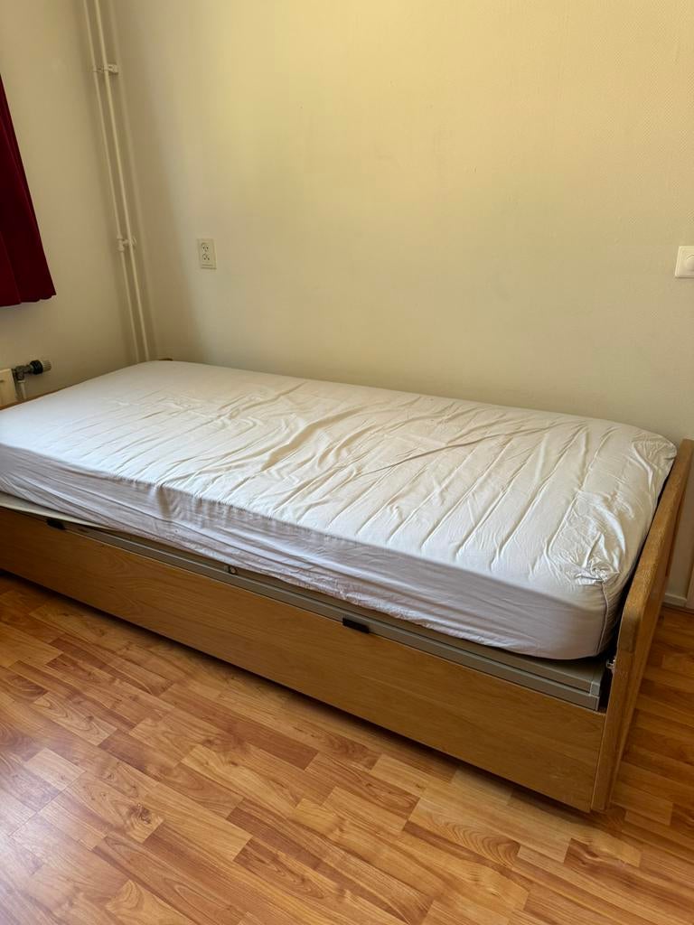 GRATIS ALLEEN VANDAAG - 1 persoons houten bed 90x200, Ophalen, Gebruikt, 90 cm, Eenpersoons