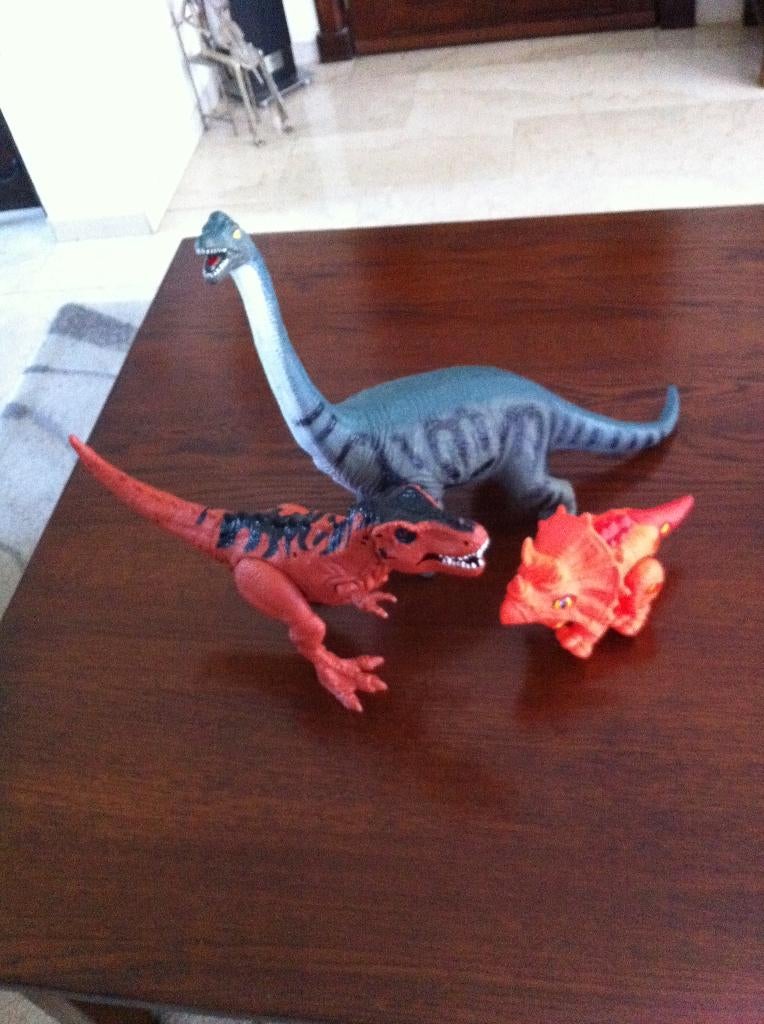 Dino saurusssen 3 stuks, Ophalen of Verzenden, Zo goed als nieuw