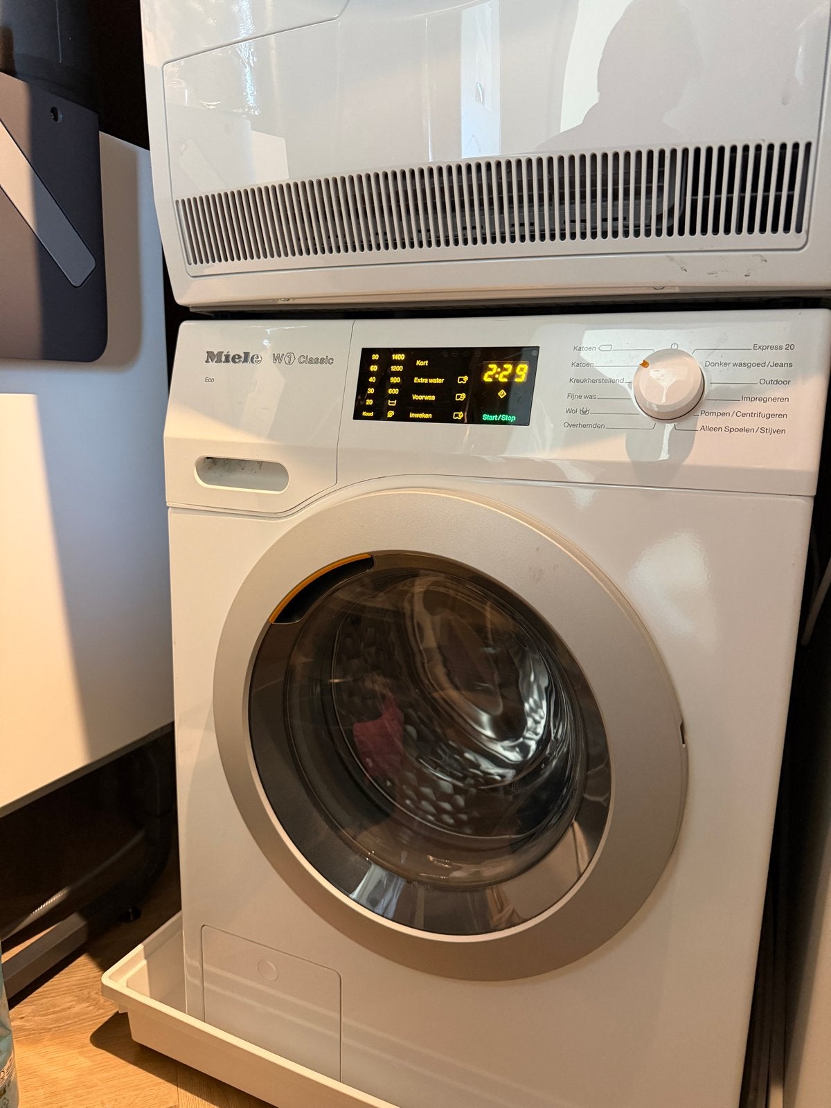 Miele W1 Classic WDB030 Wasmachine - Zo goed als nieuw, Witgoed en Apparatuur, Wasmachines, Ophalen, Zo goed als nieuw, Voorlader