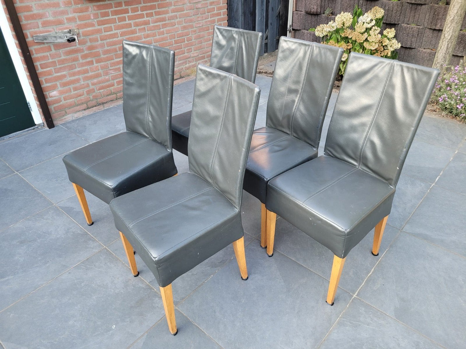 6 eetkamerstoelen GRATIS, Ophalen, Gebruikt, Zwart, Vijf, Zes of meer stoelen