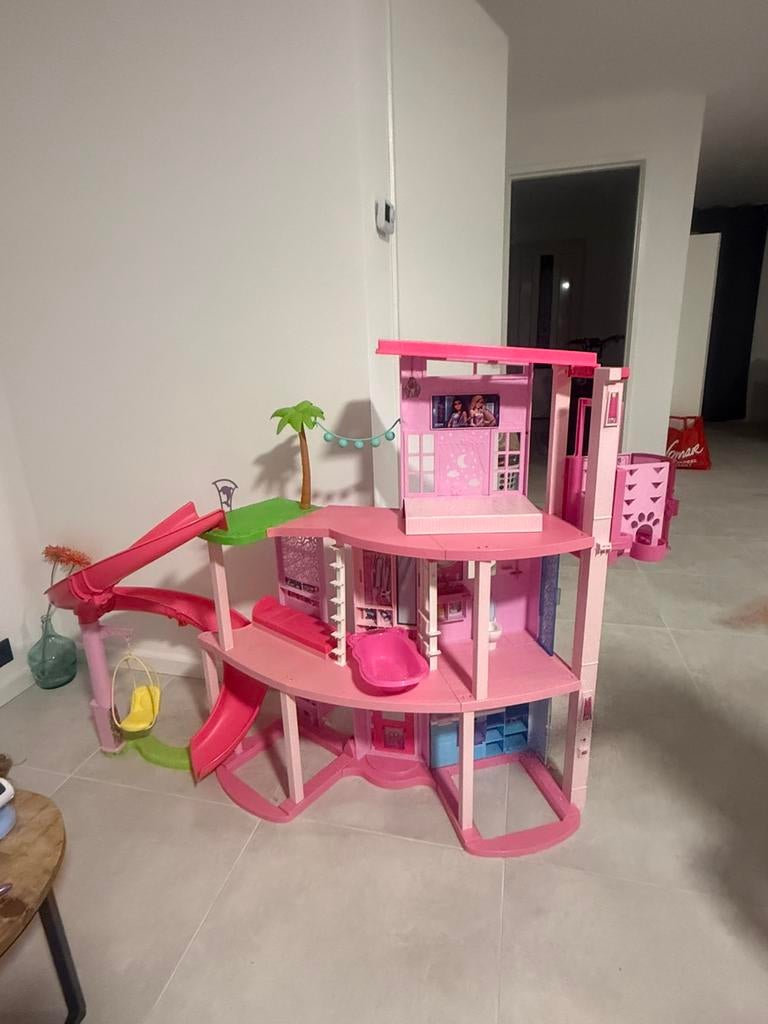 Poppenhuis, Ophalen, Zo goed als nieuw, Poppenhuis
