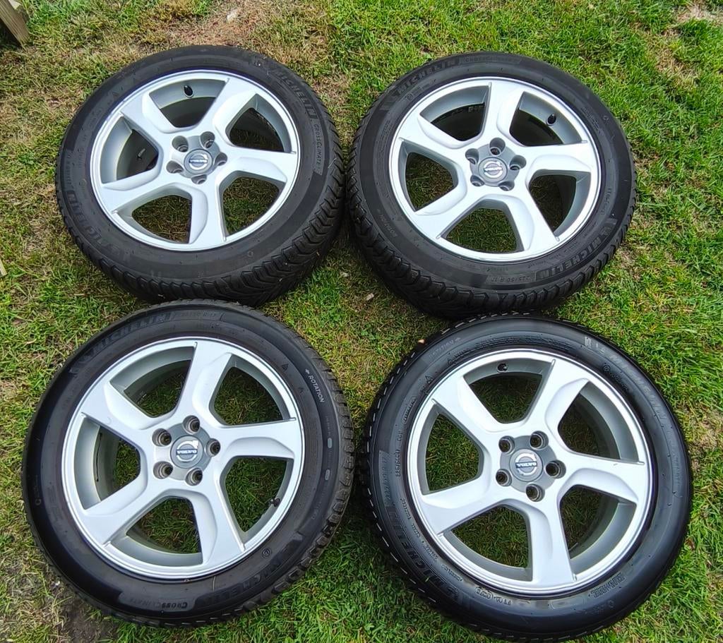 Volvo 17 inch velgen met Michelin CrossClimate 2 banden, Ophalen, Gebruikt, Banden en Velgen, 17 inch