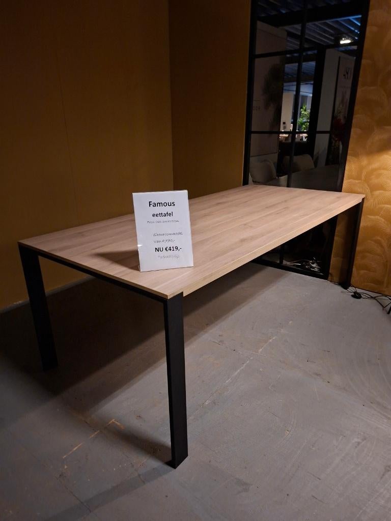 Famous eettafel Lamulux Fresh Oak 220cm nu €419,-, Huis en Inrichting, Tafels | Eettafels, Ophalen, Overige materialen, 50 tot 100 cm