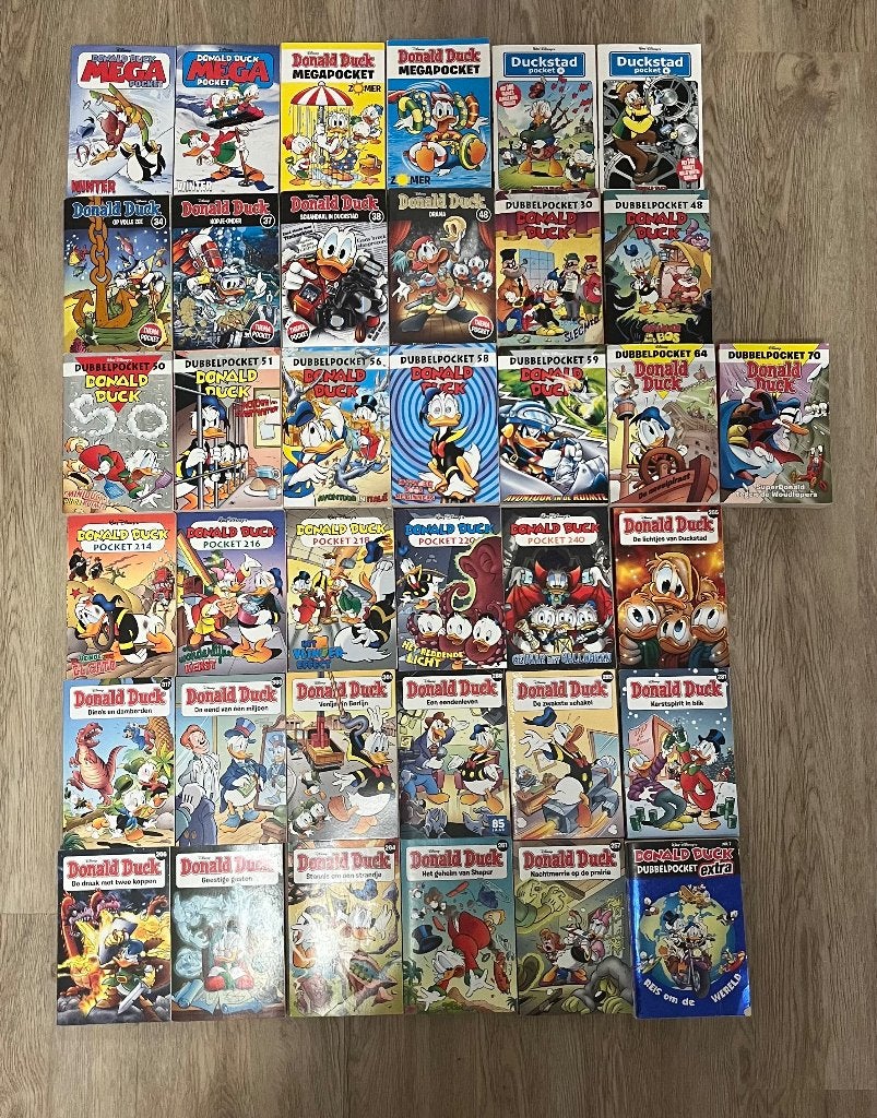 37 donald duck pockets, Ophalen of Verzenden, Zo goed als nieuw, Donald Duck, Meerdere stripboeken