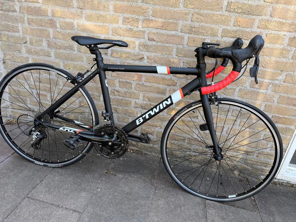 B'Twin Triban racefiets junior, Minder dan 10 versnellingen, Gebruikt, Heren, Aluminium