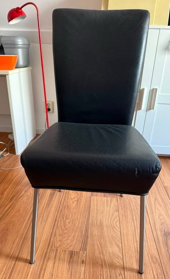 Zes zwarte leren eetkamerstoelen met metalen poten, Ophalen, Gebruikt, Zwart, Leer