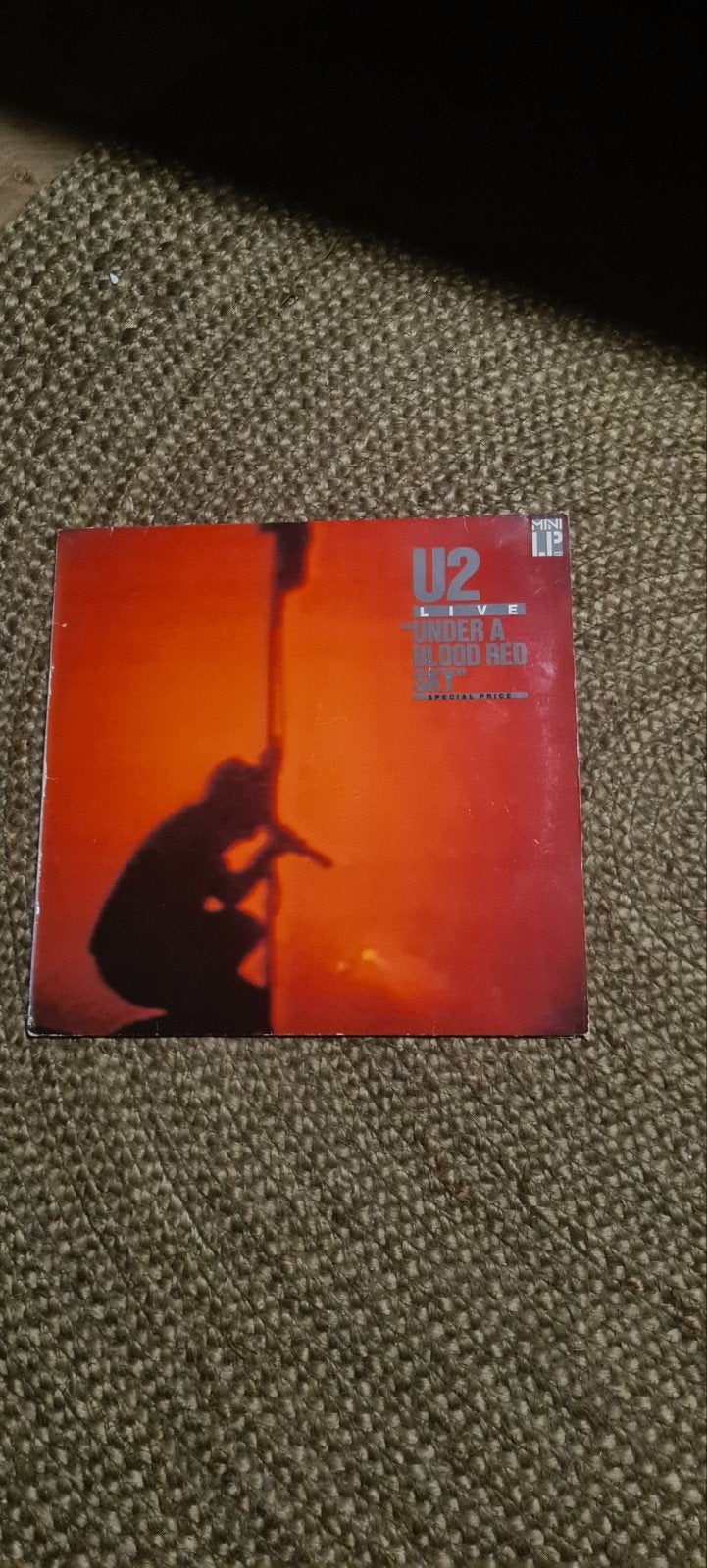 U2 - Under A Blood Red Sky (Live Album), Ophalen of Verzenden, Gebruikt