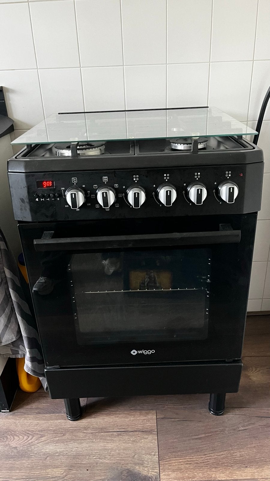 Wiggo Vrijstaand Gasfornuis met Oven - Zwart, Ophalen, Gebruikt, 60 cm of meer, 4 kookzones