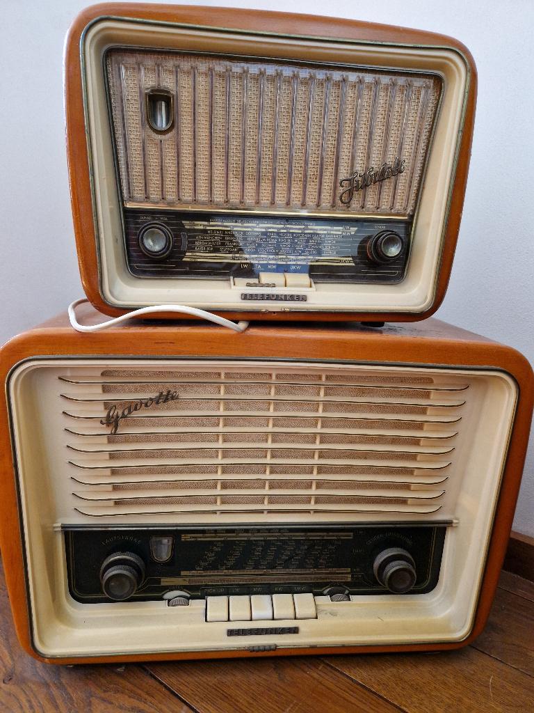 antieke radio, Ophalen