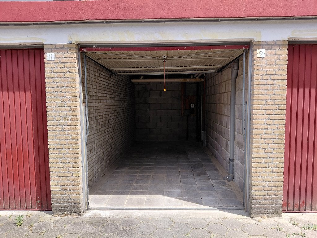 Garagebox Tilburg te huur., Huizen en Kamers, Garages en Parkeerplaatsen, Noord-Brabant