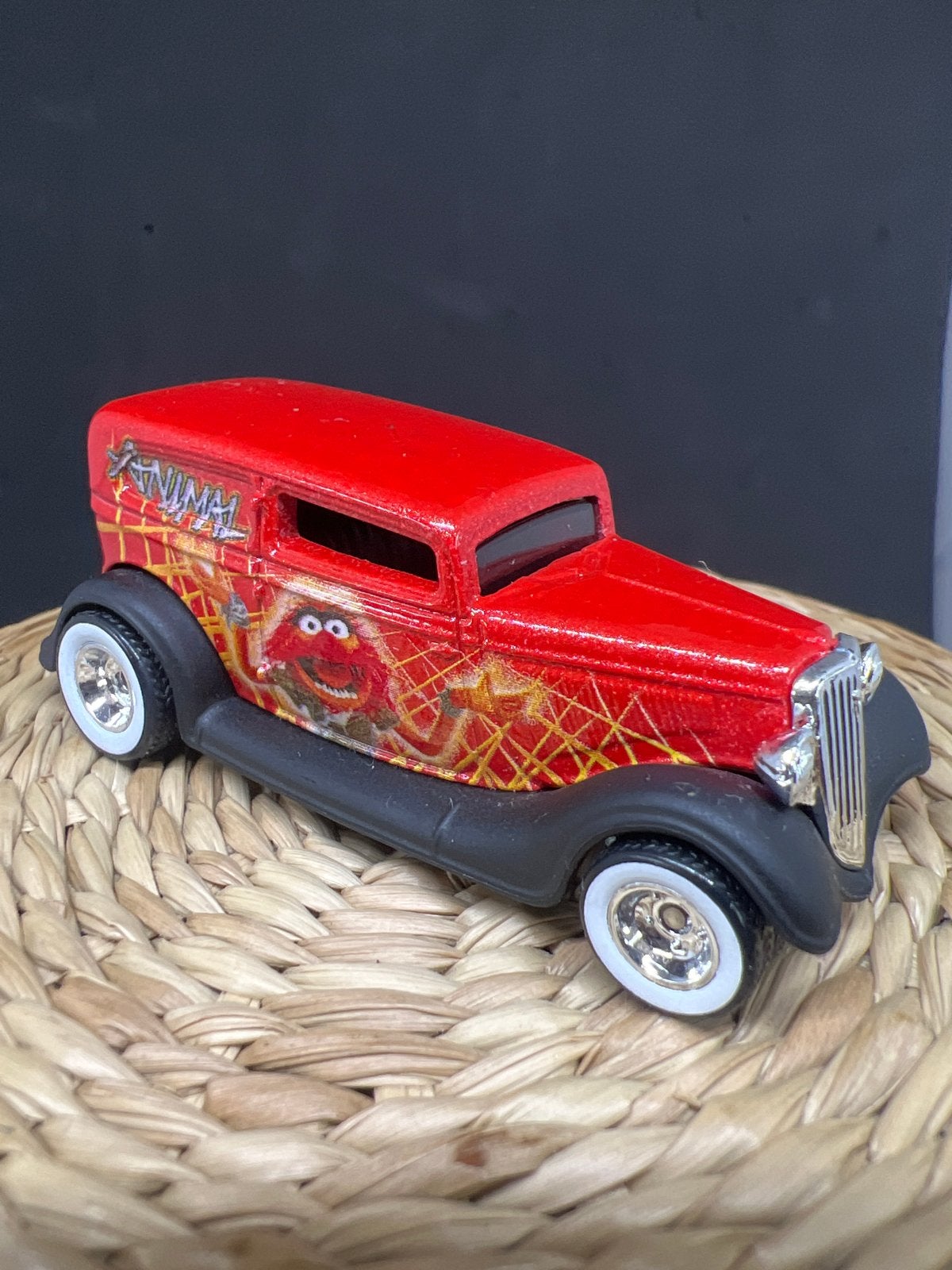 Hot Wheels '34 Ford Sedan - Animal Muppet Show, Ophalen of Verzenden, Nieuw, Auto