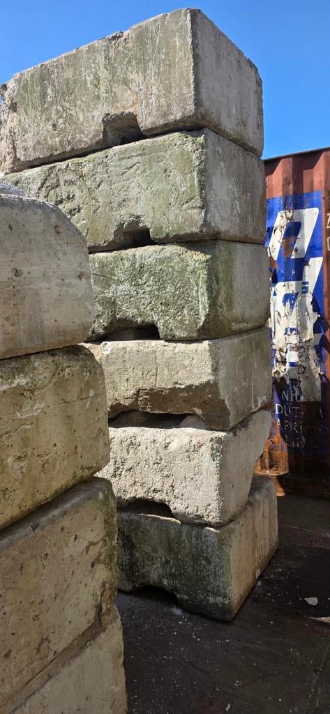 Gebruikte beton blokken stapelbare kleine model kun je met d, Ophalen of Verzenden