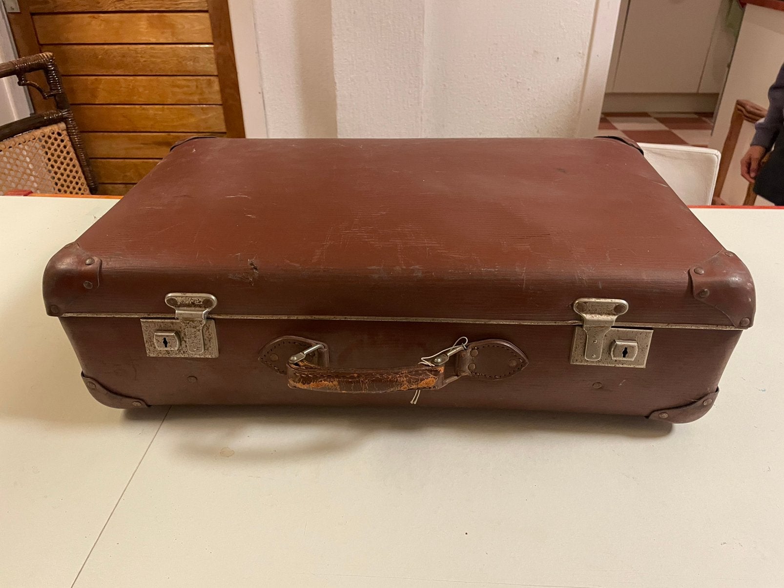 Vintage koffer bruin vulcaniet, Sieraden, Tassen en Uiterlijk, 60 tot 70 cm, Gebruikt, Leer, Ophalen of Verzenden