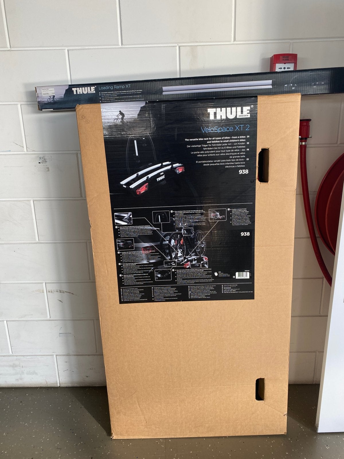 Thule Velospace XT 2 Bike + Loading Ramp Velospace XT / 3, Auto diversen, Ophalen, Nieuw, Brede banden, 2 fietsen