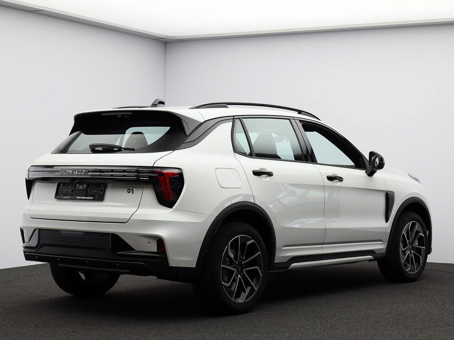 Lynk & Co 01 1.5 Core Automaat / Adaptieve Cruise Control /, 281 pk, Euro 6, 4 cilinders, Alcantara